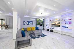 Villa Montreal | Private Pool + Game Room