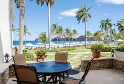 Luxury Oceanfront Villa | The Palms