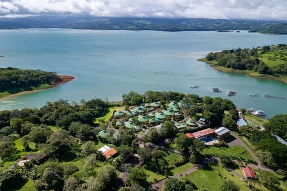 Buena Vista Escape | Lake Views, Pool & Nature - Image 1