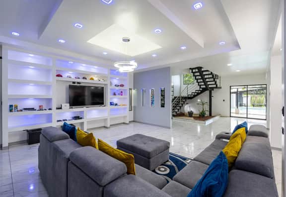 Villa Montreal | Private Pool + Game Room
