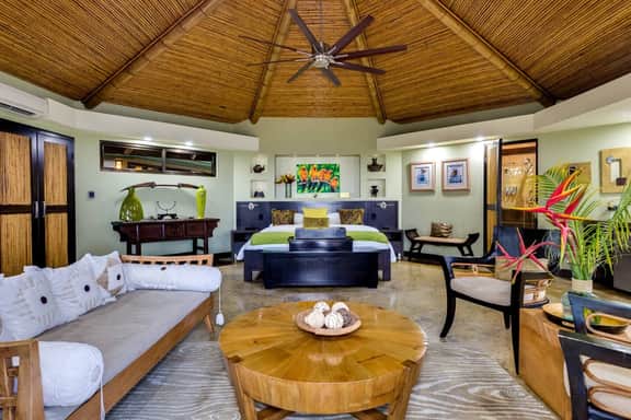 Luxury Villa's | Nature, Pool, Ocean Views