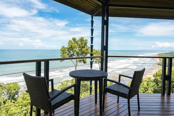 Luxury Villas | Ocean Views & Pool