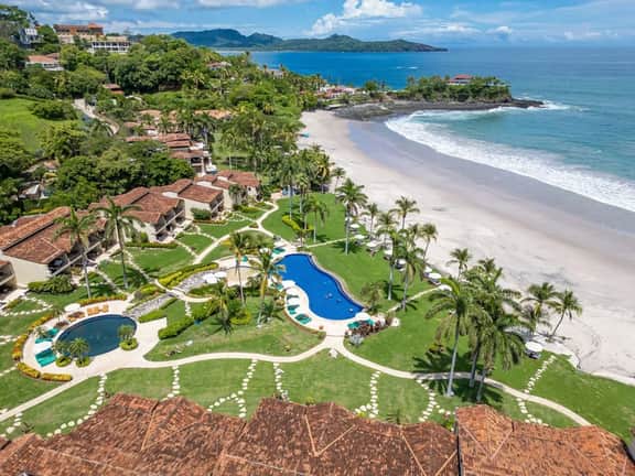 Beachfront Villa, Ocean Views, Resort Pools, Steps to Playa Flamingo - Image 3
