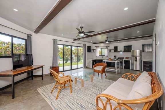 Buena Vista Escape | Lake Views, Pool & Nature - Image 4