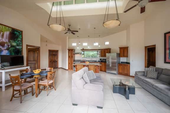 Buena Vista Mountain Nest |2BR | - Image 3