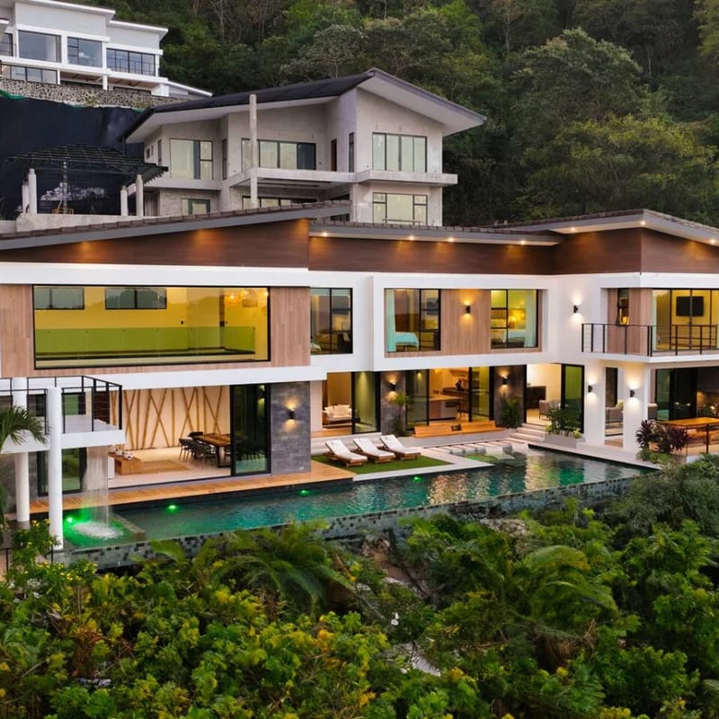 Crystal Ocean Retreat • Luxury Pool Home for 12