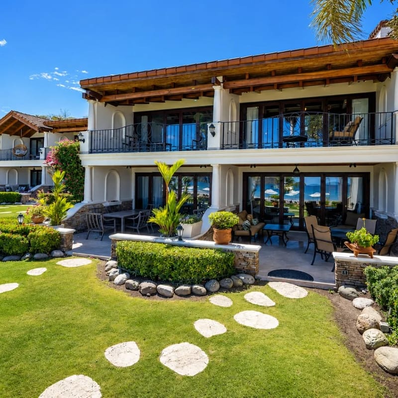 Luxury Oceanfront Villa | The Palms